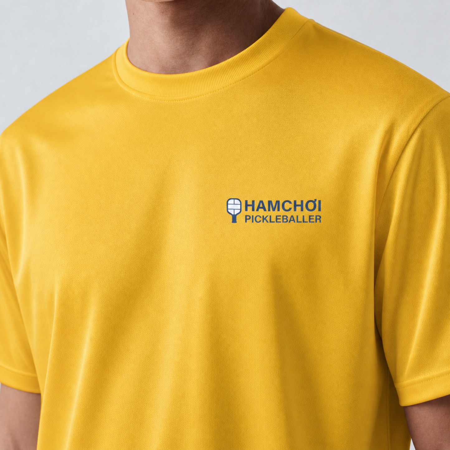 color:yellow