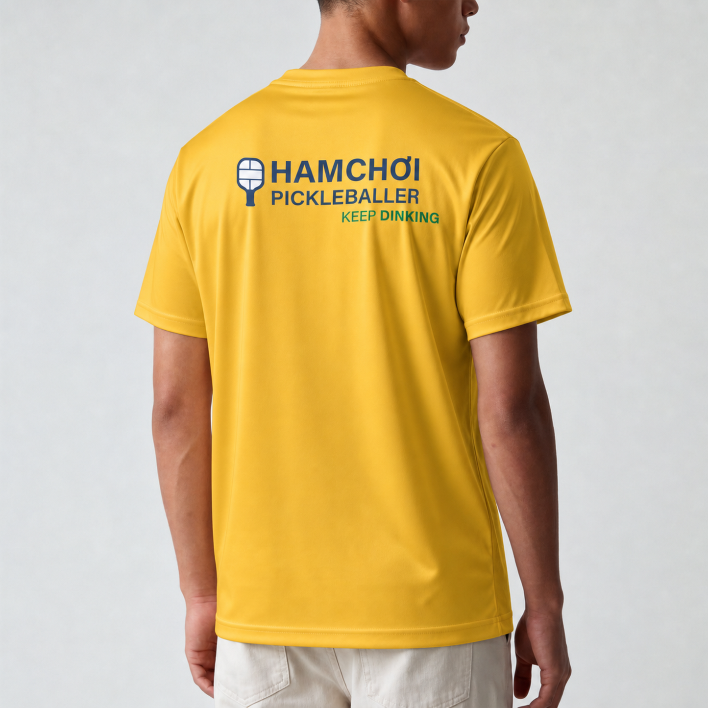 color:yellow