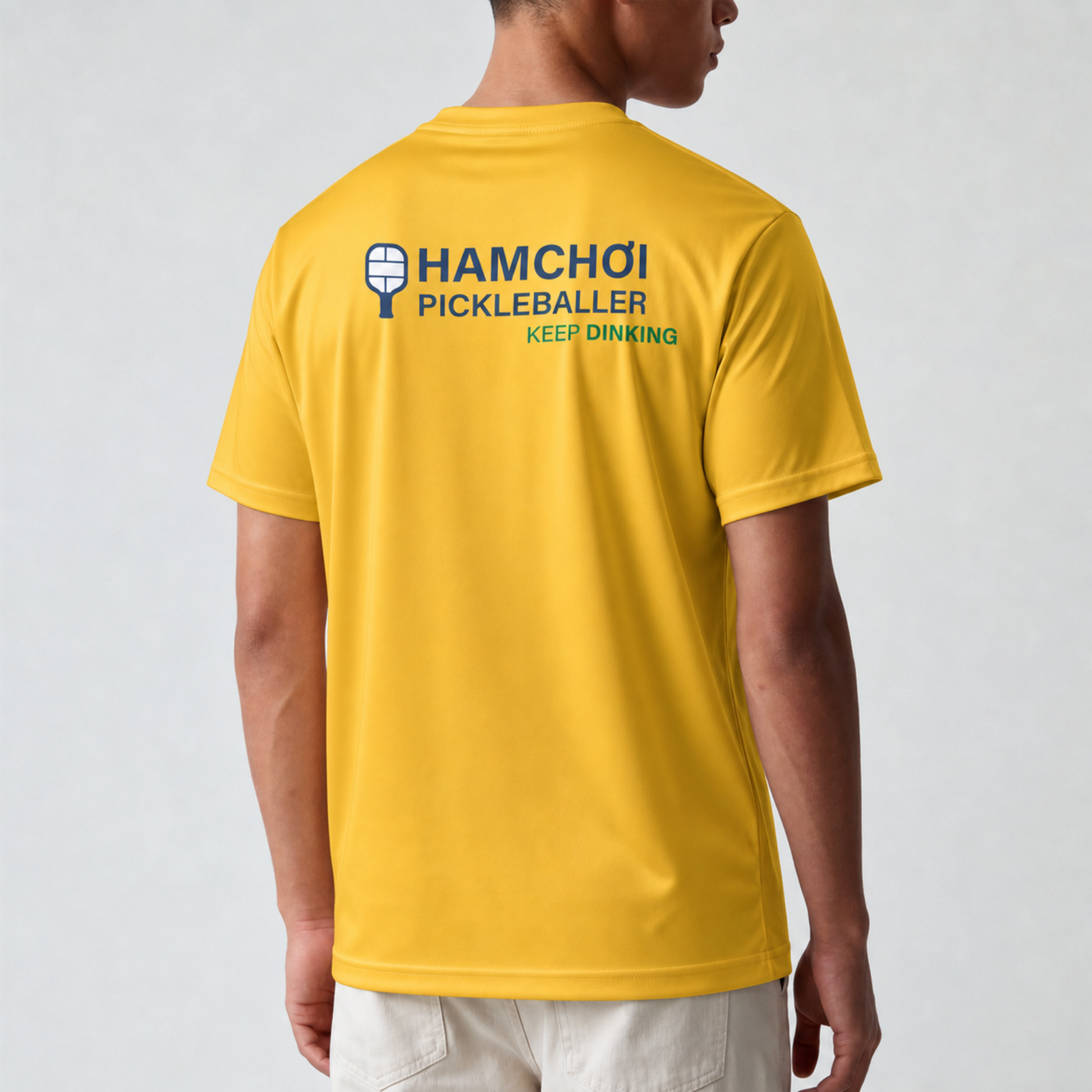 color:yellow